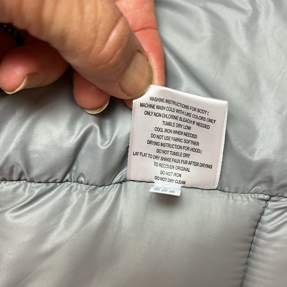Calvin Klein quilted puffer gray  jacket with hood S - Picture 11 of 12